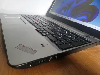 Lenovo E570 - 7th gen i5/8gb/500gb