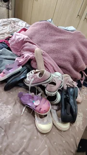 Secondhand  clothes