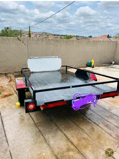 2025 bike trailer very good condition R13500
