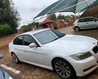 BMW 320i E90 2010 FOR SALE