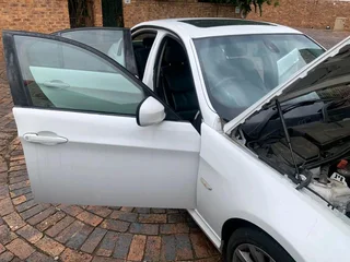 BMW 320i E90 2010 FOR SALE