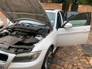 BMW 320i E90 2010 FOR SALE