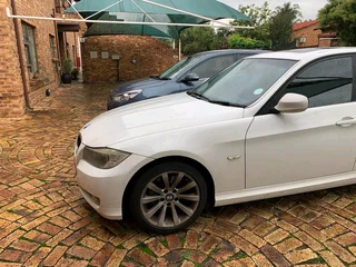 BMW 320i 2010 E90 for sale