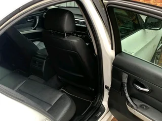 BMW 320i 2010 E90 for sale