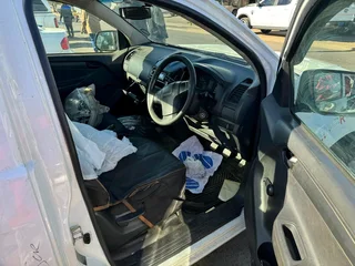 Isuzu kb250c Stripping