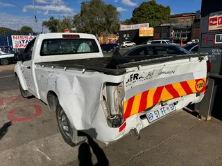 Isuzu kb250c Stripping
