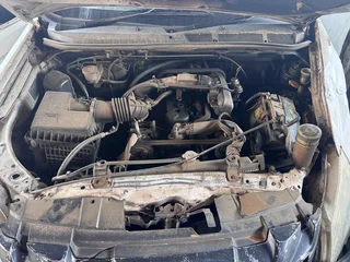 Isuzu Kb250c D Max Stripping