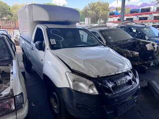 Isuzu Kb250c D Max Stripping