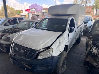 Isuzu Kb250c D Max Stripping