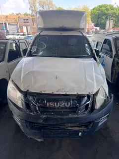 Isuzu Kb250c D Max Stripping