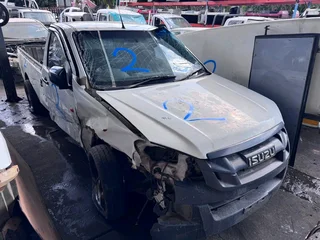 Isuzu Kb250 Dtec D Max Stripping