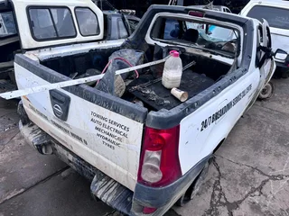 Np200 1.5 dci Stripping