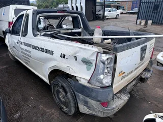 Np200 1.5 dci Stripping