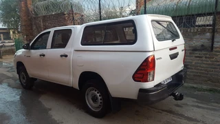 TOYOTA GD6 DOUBLE CAB WITH WINDOWS TOP CAP CA NOPY