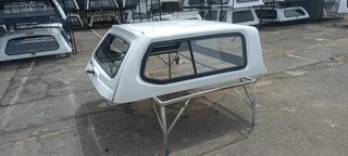 FORD RANGER T7 DC WIHT WINDOWS  BEEKMAN CANOPY