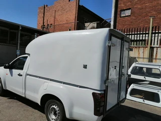 ISUZU RT50 SINGLE CAB SPACE SAVER TOP CAP CANOPY