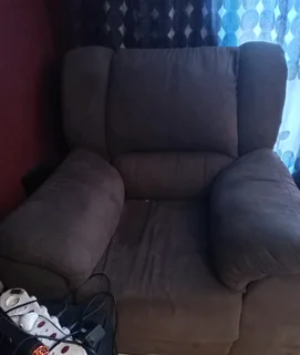 Grafton everest 2 seater and 1 seater