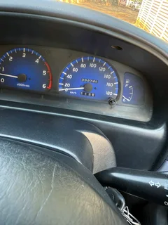 2003 Toyota Hilux KZ-TE 4x2 Double Cab (R160 000)