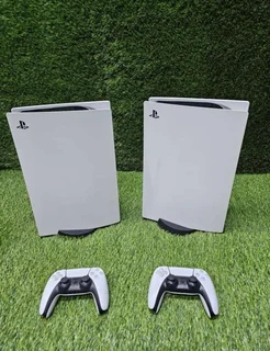 Playstation 5 Console Brad New in the Box 1TB