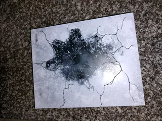 Xbox one series X 1TB comes with a single Controller and 2 games