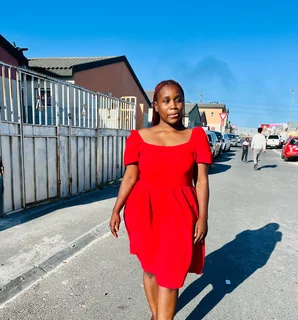 Hi everyone I am looking for a job as nanny