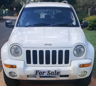 Jeep Cherokee 3.7 LE Automatic