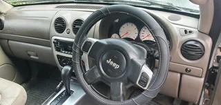 2004 Jeep Cherokee 3.7 LE Automatic