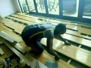 We give new life to all your wooden floors ,decks ,pergolas windows from R150 m2