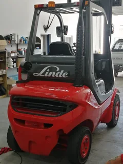 Forklift Linde H25D / 4 meter mast  / 2016