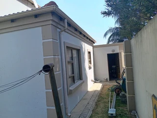 Painting,watefproofing,garmazine and art