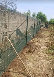 FENCING AND GATES SOLUTIONS.
