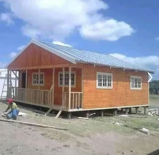 Log homes and Nutec.