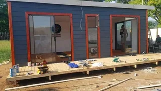 Factory wendy houses.