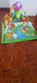 Fisher-Price Rainforest Music &amp; Lights Deluxe Gym