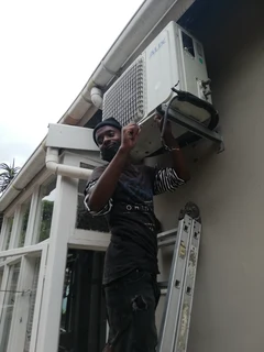 AIRCONDITIONING REPAIRS .INSTALLATION , SERVICING