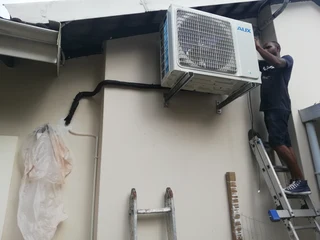 WE HAVE R22 GAS FOR AIRCON SERVICING &amp;REGASSING , INSTALLATION,REPAIRS