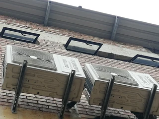 AIRCONDITIONING REPAIRS ,SERVICING ,REGASSING ,INSTALLATIONS .