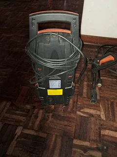 Pressure washer