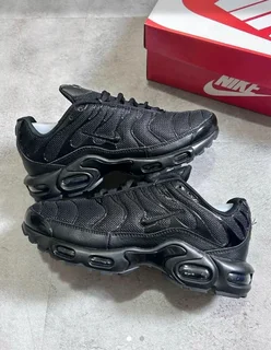 Nike Tn Sneakers