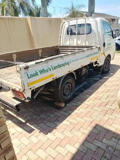 Hi 100, BAKKIE FOR SALE