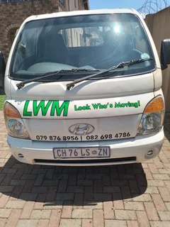 Hi 100, BAKKIE FOR SALE