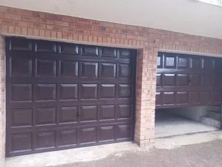 Garage doors expects