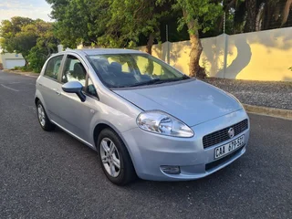 Fiat Punto 1.2 in excellent condition with full serviced book. Extremely lite on fuel