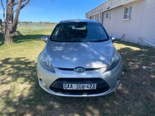 Ford fiesta 1.4I titanium, drive smooth and beautifully