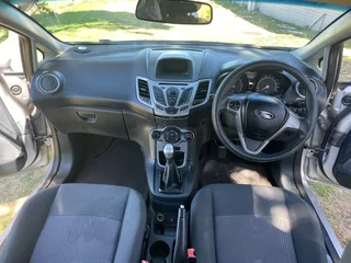 Ford fiesta 1.4I titanium, drive smooth and beautifully