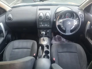 Nissan Qashqai Automatic Transmission 1.2 Xtronic CVT in a Stunning Condition, extremely lite
