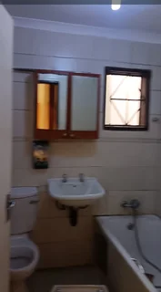 House to rent in Etx 0,fully furnished with parking R5500.00 pm and R2500.00 dep. Close to the rank