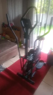 Trojan Epilliptical 500 Exercise Bike – Excellent Condition