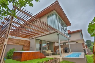 Modern 3 Bedroom Townhouse1