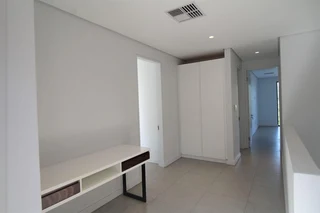 Beautiful 3 Bedroom Duplex R7950 000